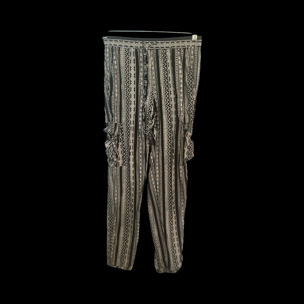 Hippie Rose Monochrome‎ Patterned Pants